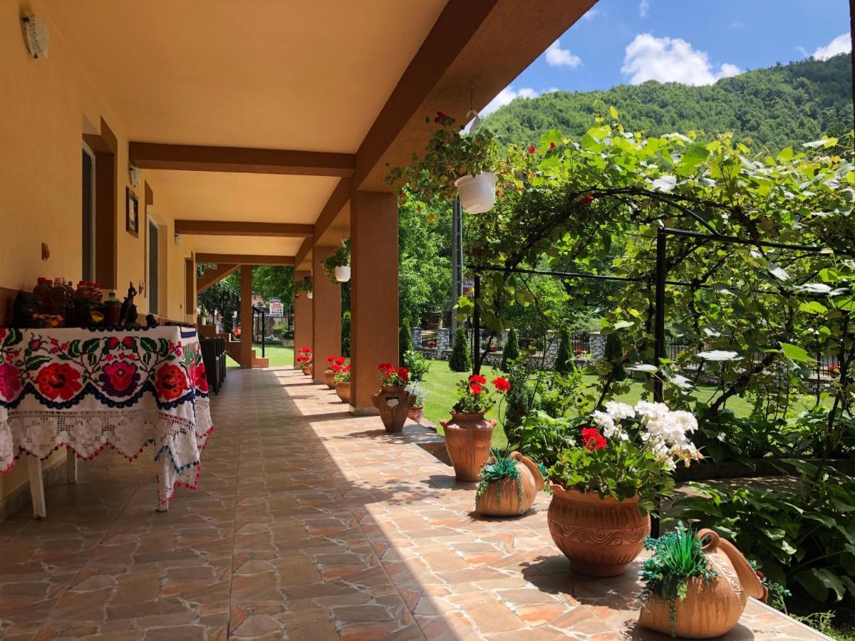 Casa Antonia Hotel Chiscau Buitenkant foto