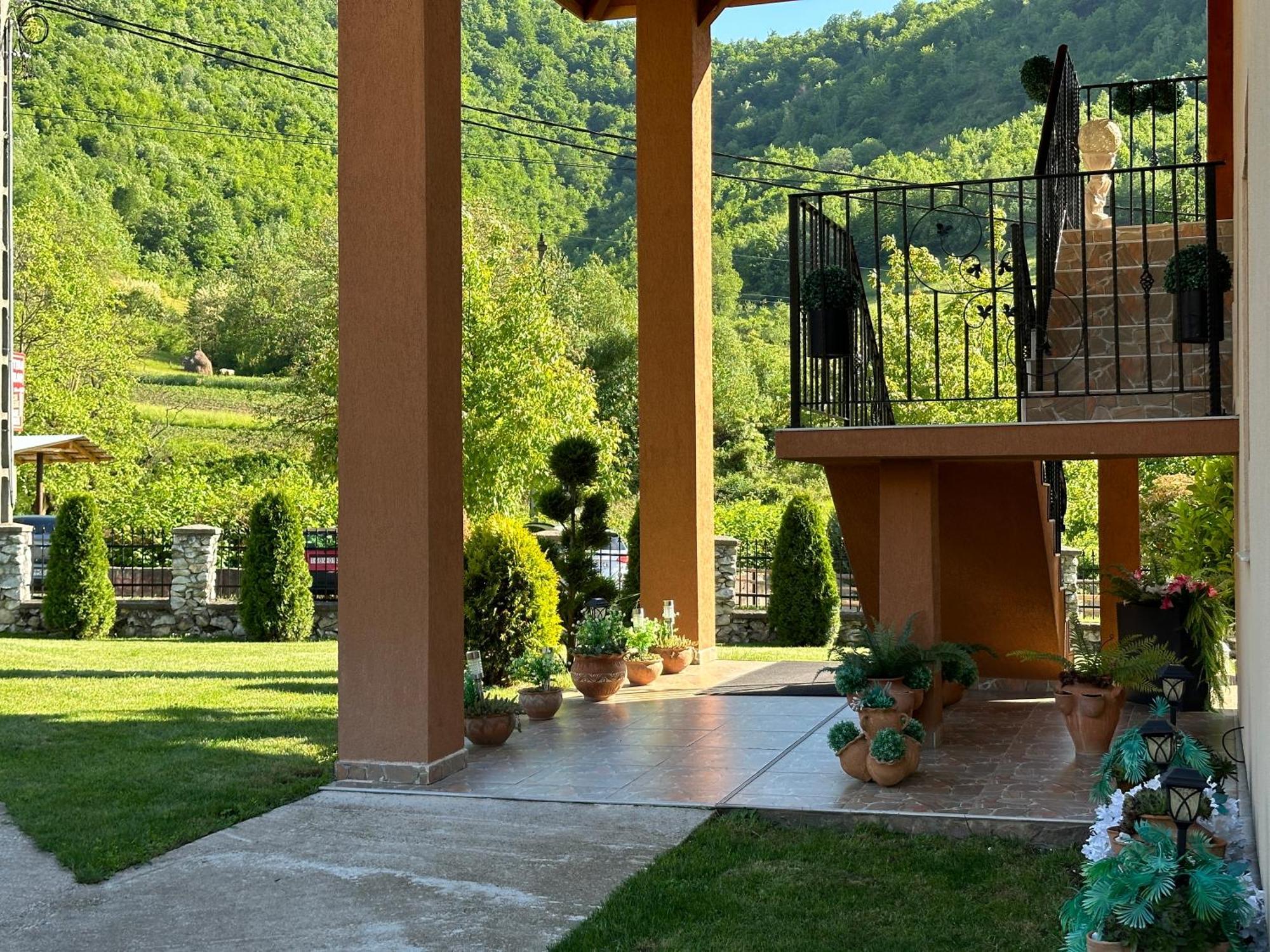 Casa Antonia Hotel Chiscau Buitenkant foto