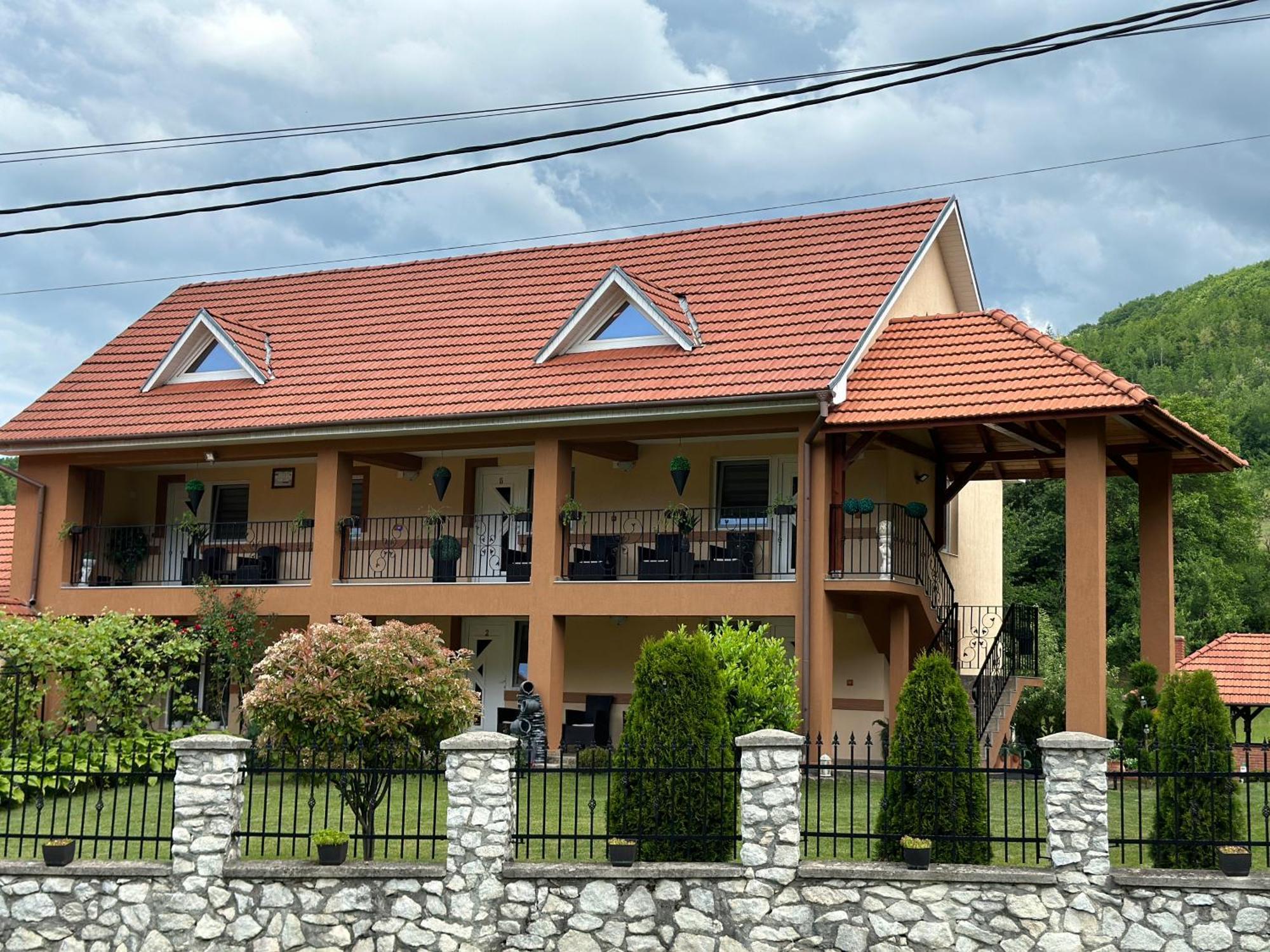 Casa Antonia Hotel Chiscau Buitenkant foto