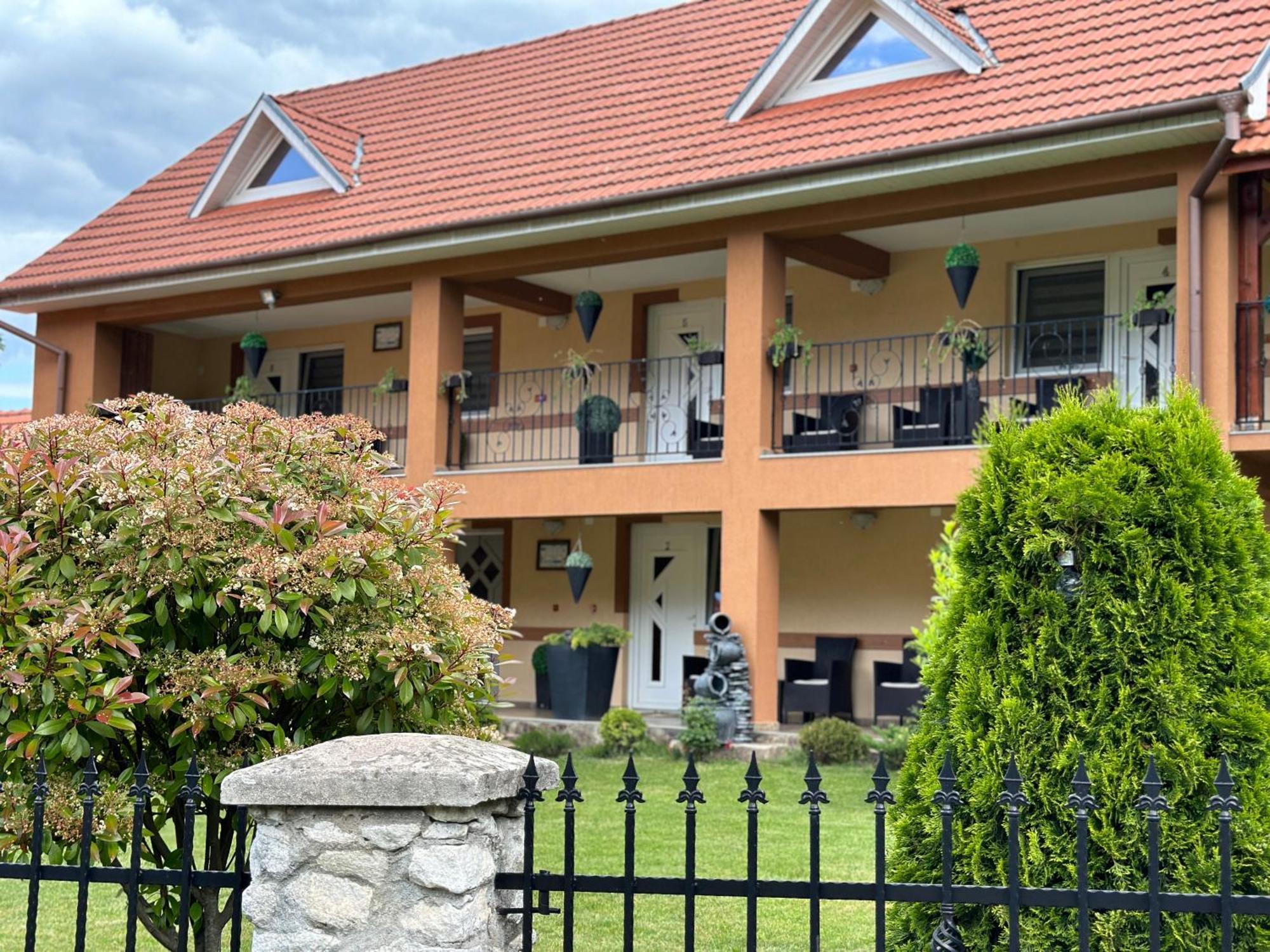 Casa Antonia Hotel Chiscau Buitenkant foto